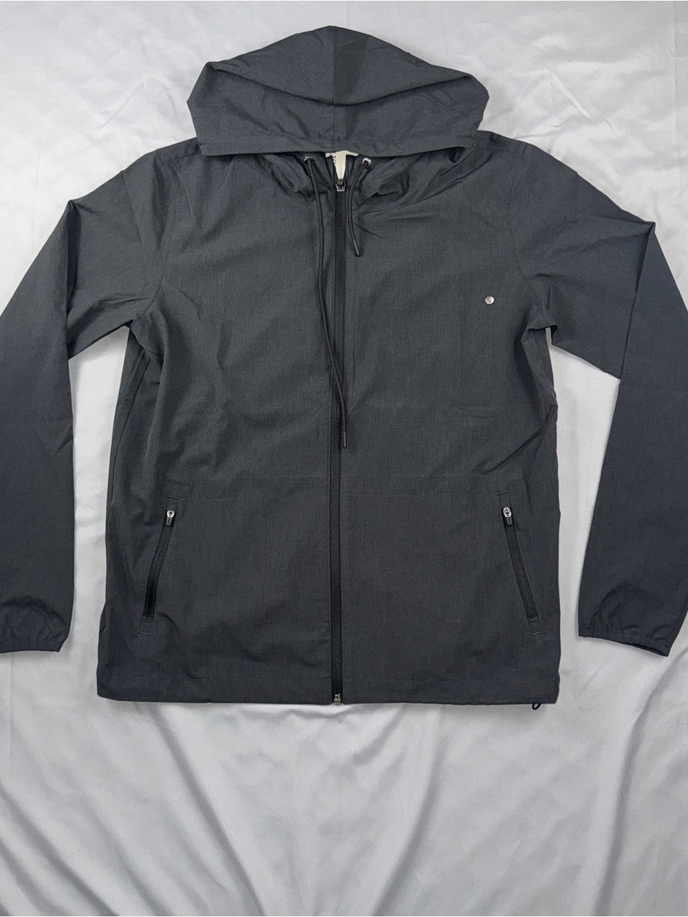 Vuori Jacket Mens Medium Gray Hooded Full Zip Lightweight Windbreaker Running
